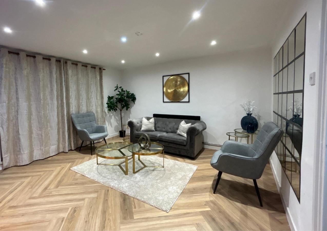 Bella-ruiz For Your Perfect Staycation Apartament
